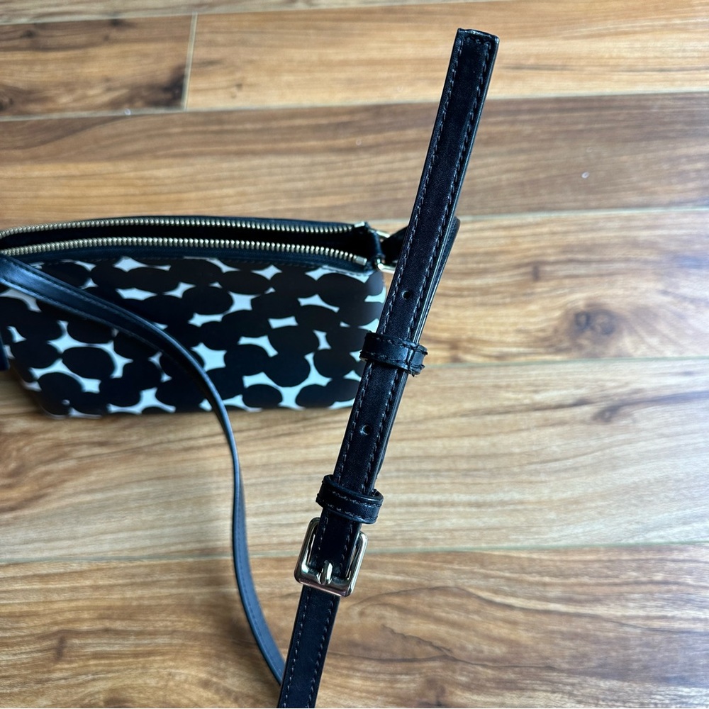 Kate Spade  Splodge Dot cross body bag in black & white - Picture 4 of 10